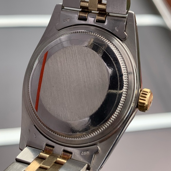 ROLEX DATEJUST 18K GOLD AND STAINLESS STEAL TWO TONE UNISEX WATCH - Picture 5 of 10